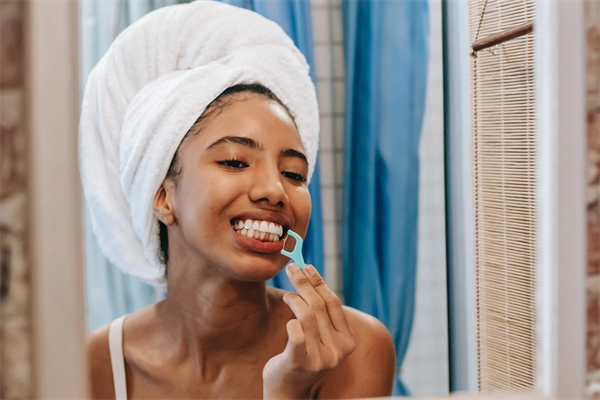From Brush to Floss: Mastering the Art of Daily Dental Care